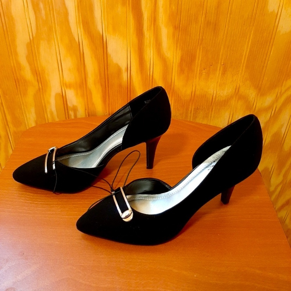 Women impo heels size 5.5